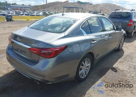 2018 Infiniti Q50 2.0T Luxe z USA, uszkodzony, nr VIN JN1CV7AR4JM280135